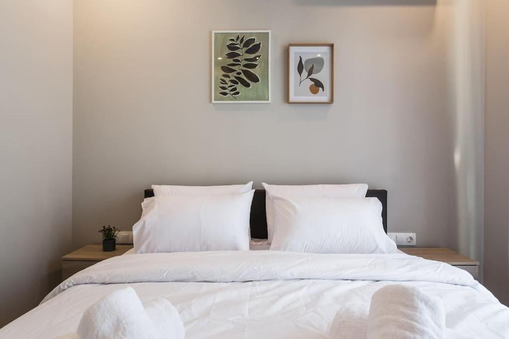 Piraeus Deluxe 2Bdr Apt - Near Metro And Port Екстериор снимка